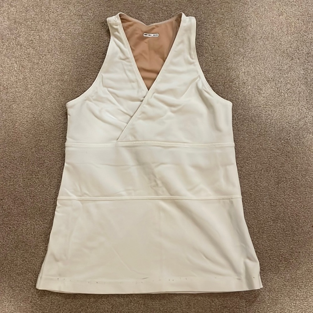 Lululemon tank size 2